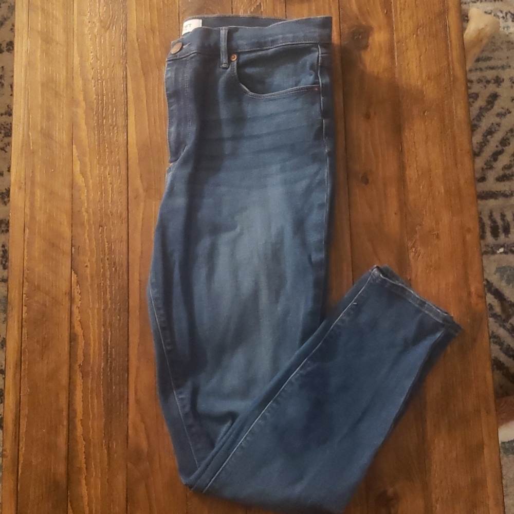 LOFT High Rise Legging Jeans